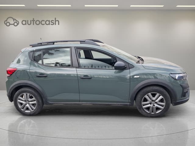 Dacia Sandero RIGHT