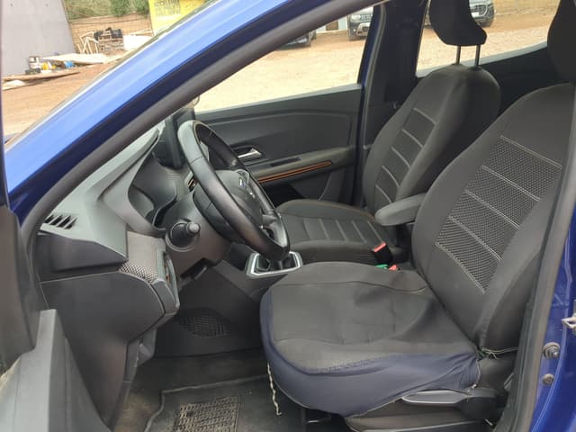 Dacia Sandero FRONT_SEAT