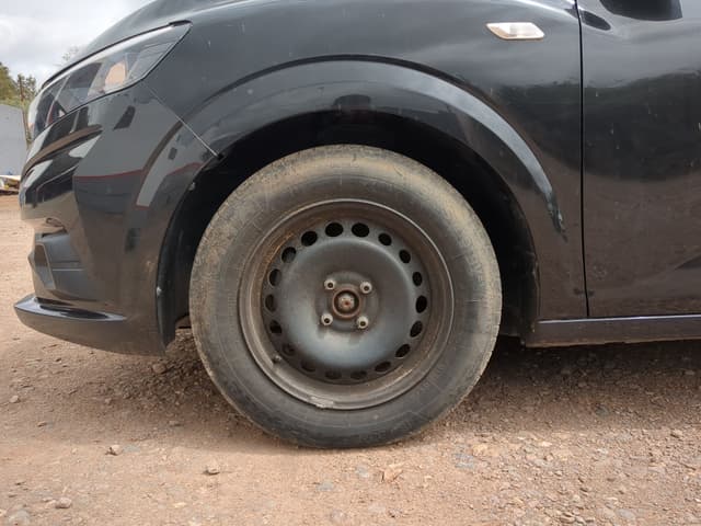 Dacia Sandero WHEEL_AVG