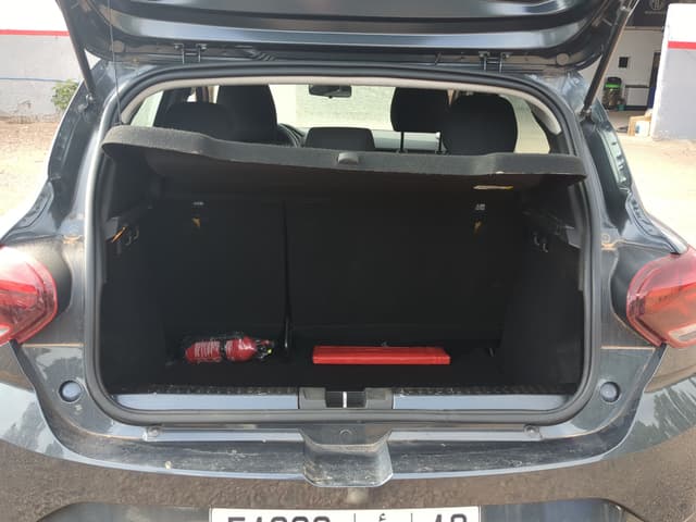 Dacia Sandero TRUNK