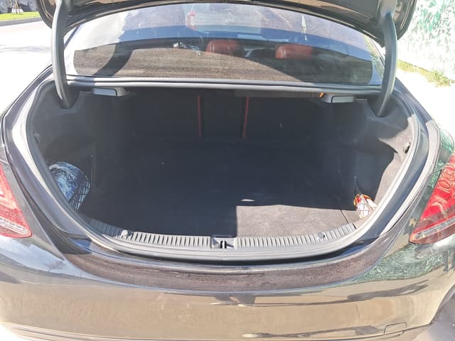 Mercedes Classe C TRUNK