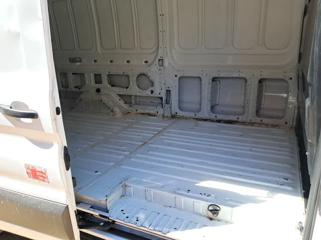 Ford Transit REAR_SEAT