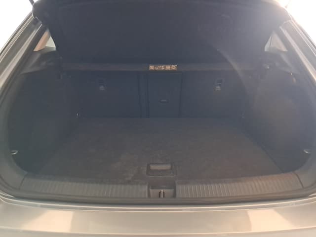 Volkswagen T Roc TRUNK