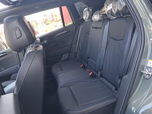 Volkswagen Tiguan REAR_SEAT