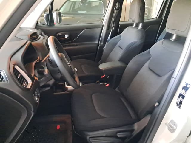 Jeep Renegade FRONT_SEAT
