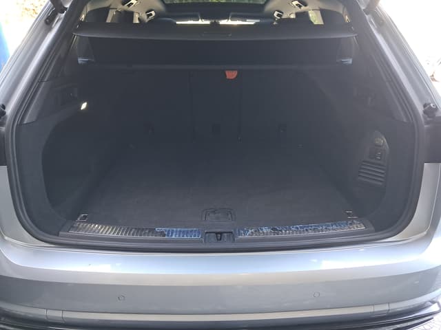 Volkswagen Touareg TRUNK