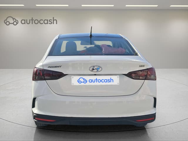 Hyundai Accent REAR