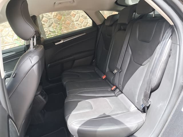 Ford Fusion REAR_SEAT