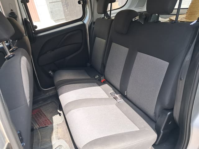Fiat Doblo REAR_SEAT
