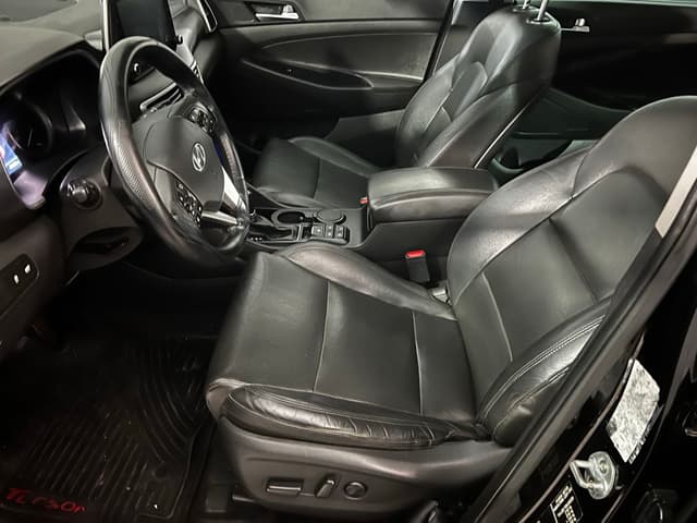 Hyundai Tucson FRONT_SEAT
