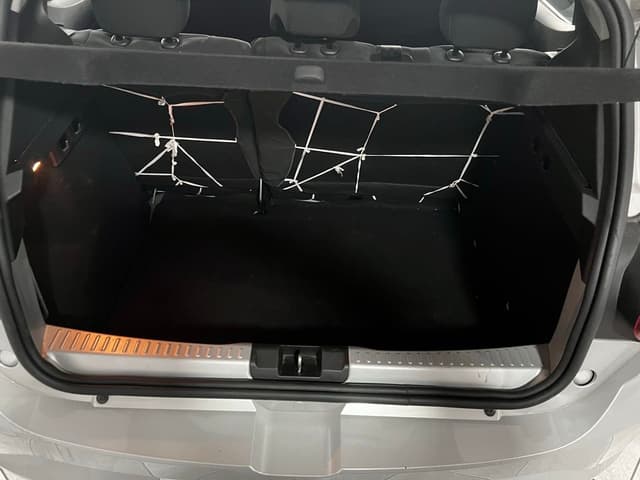 Dacia Sandero TRUNK