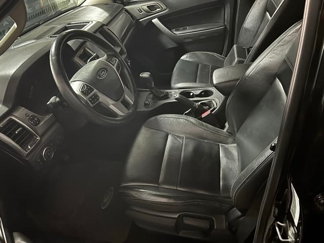 Ford Ranger FRONT_SEAT