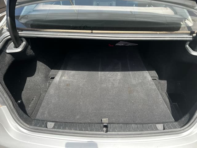 Bmw Série 7 TRUNK