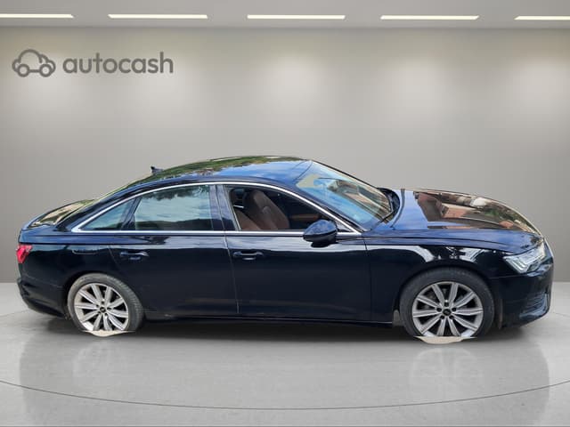 Audi A6 RIGHT