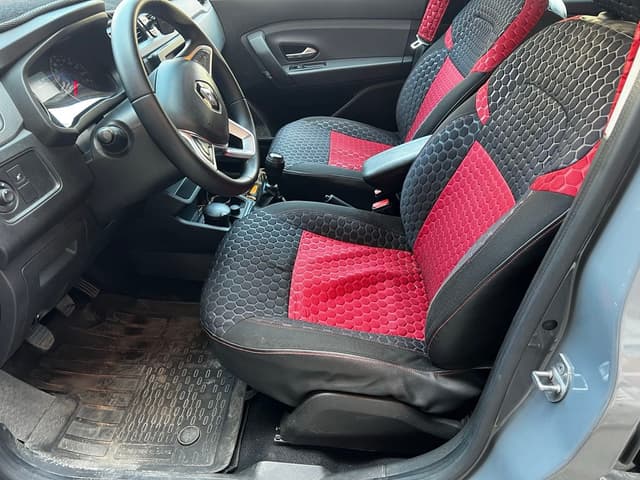 Renault Express FRONT_SEAT