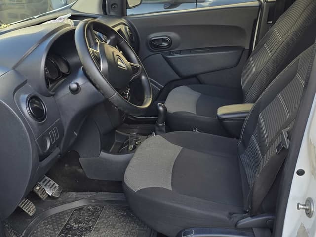 Dacia Dokker FRONT_SEAT