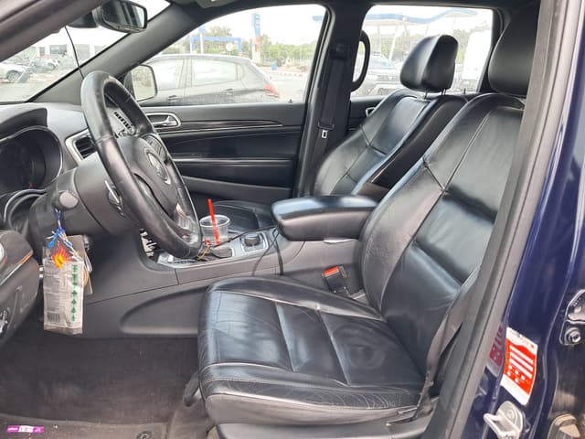 Jeep Grand Cherokee FRONT_SEAT