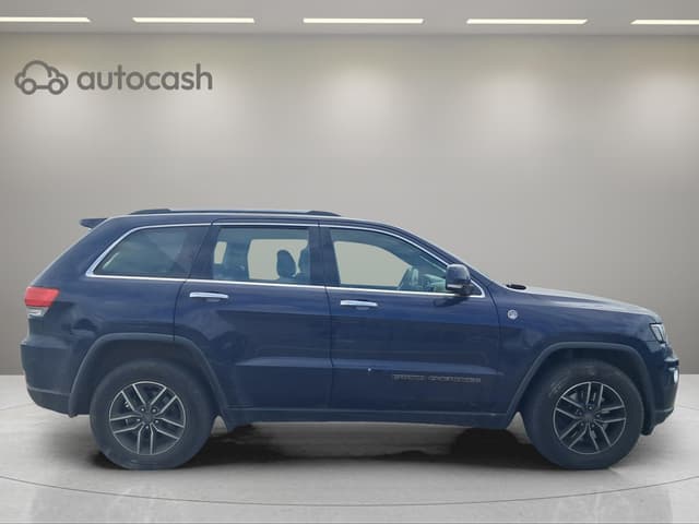 Jeep Grand Cherokee RIGHT