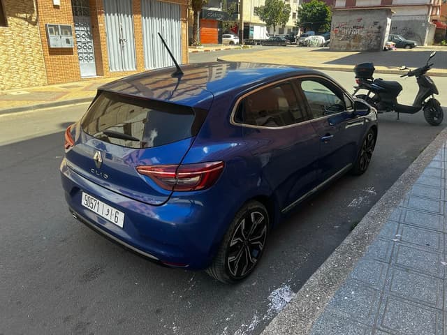 Renault Clio ADDITIONAL