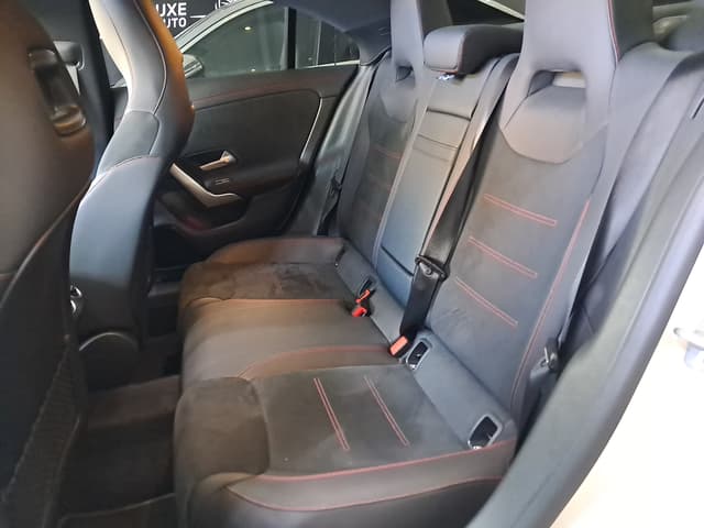 Mercedes CLA Coupé REAR_SEAT