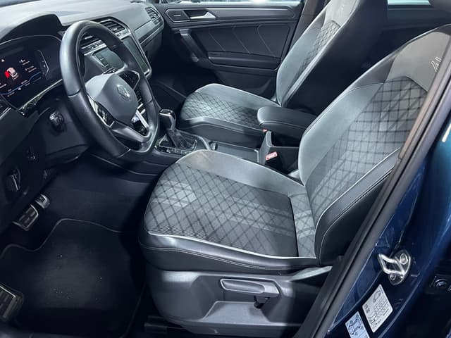 Volkswagen Tiguan FRONT_SEAT