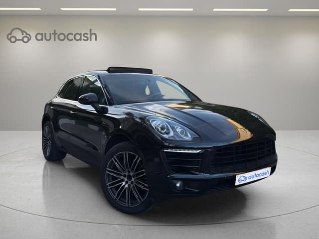 Porsche Macan RIGHT