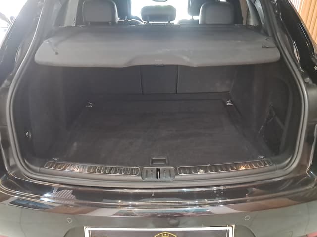 Porsche Macan TRUNK