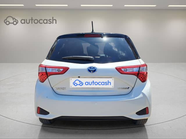 Toyota Yaris REAR