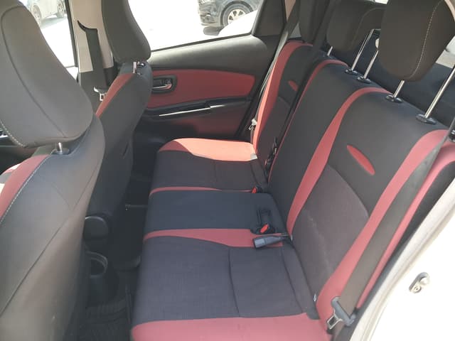 Toyota Yaris REAR_SEAT