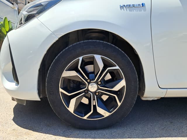 Toyota Yaris WHEEL_AVG
