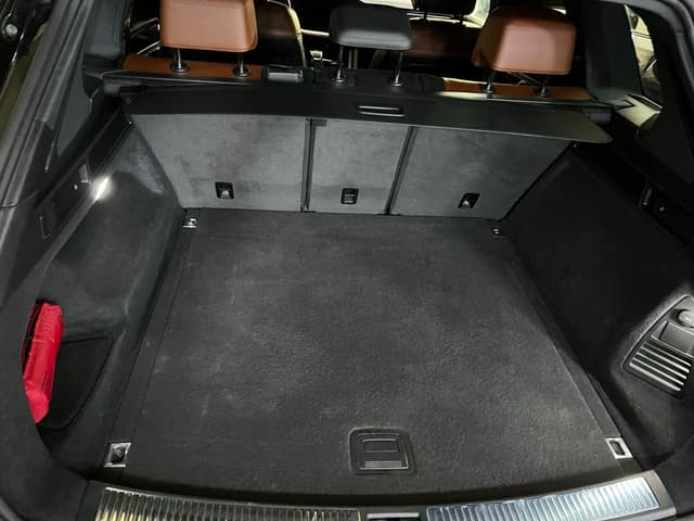 Volkswagen Touareg TRUNK