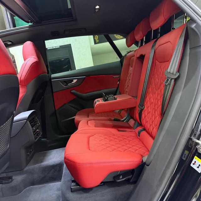 Audi Q8 REAR_SEAT