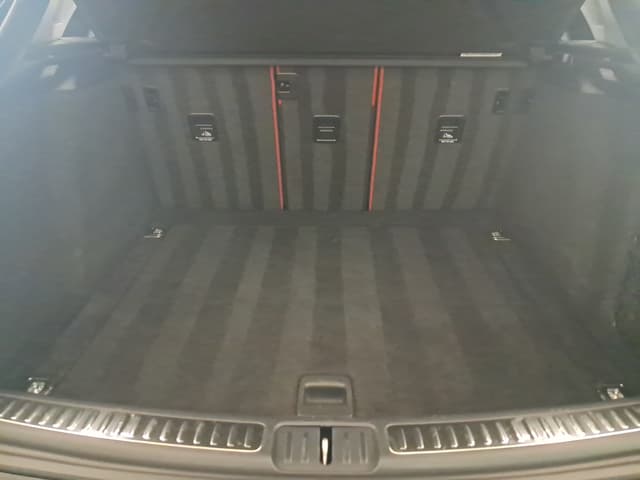 Porsche Macan TRUNK