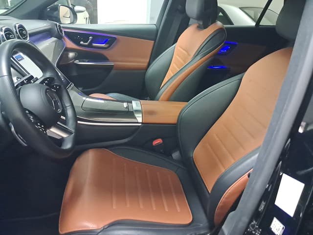 Mercedes GLC Coupé FRONT_SEAT