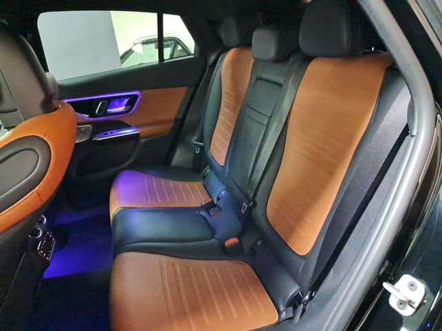 Mercedes GLC Coupé REAR_SEAT