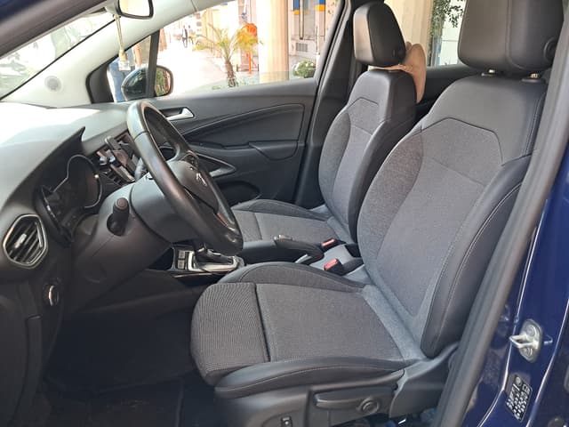 Opel Crossland FRONT_SEAT