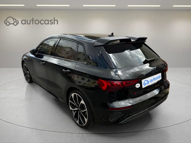 Audi A3 LEFT