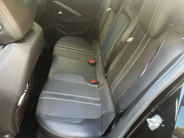 Opel Astra REAR_SEAT