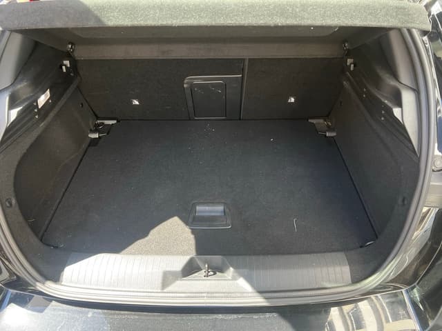 Opel Astra TRUNK