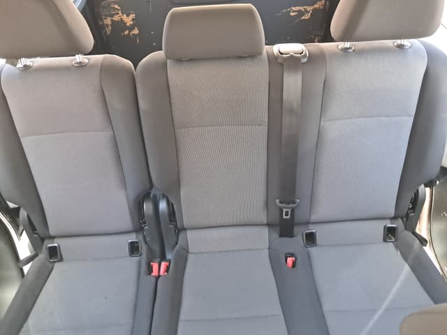 Volkswagen Caddy REAR_SEAT