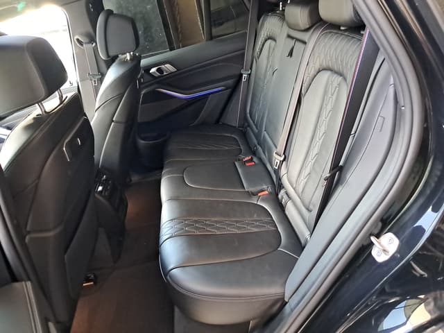 Bmw X5 REAR_SEAT