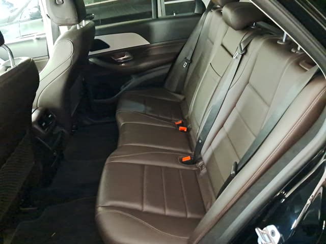 Mercedes GLE REAR_SEAT