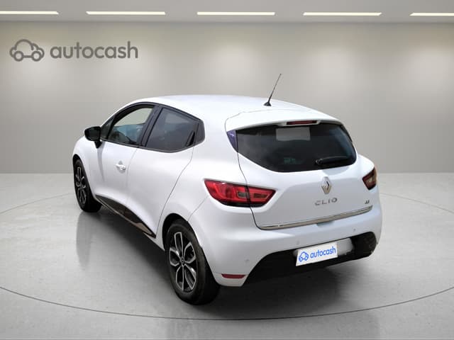 Renault Clio LEFT