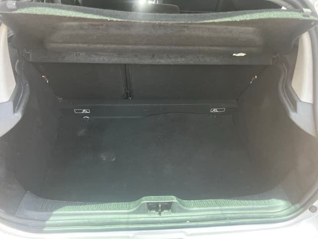 Renault Clio TRUNK
