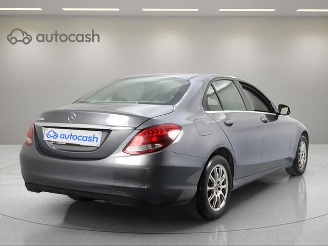Mercedes Classe C RIGHT