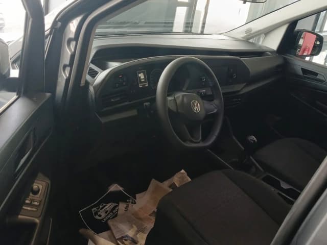Volkswagen Caddy FRONT_SEAT