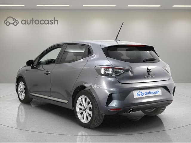 Renault Clio RIGHT