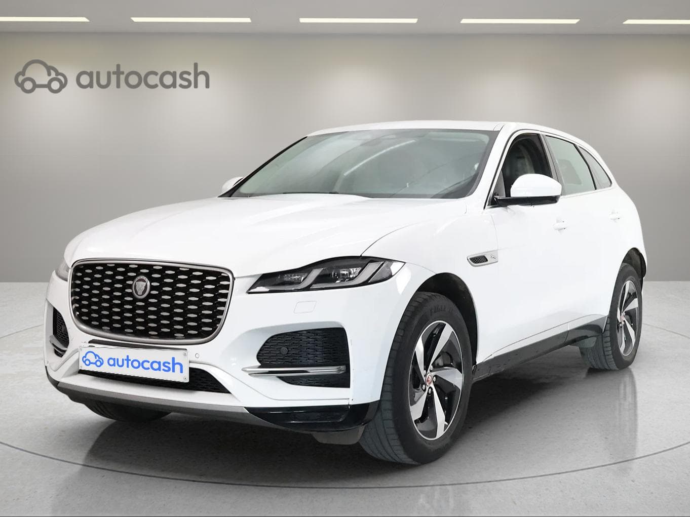 Jaguar F Pace