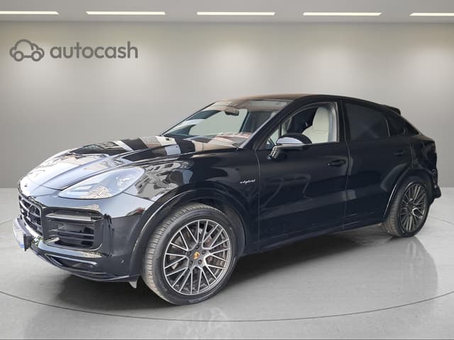 Porsche Cayenne Coupé LEFT