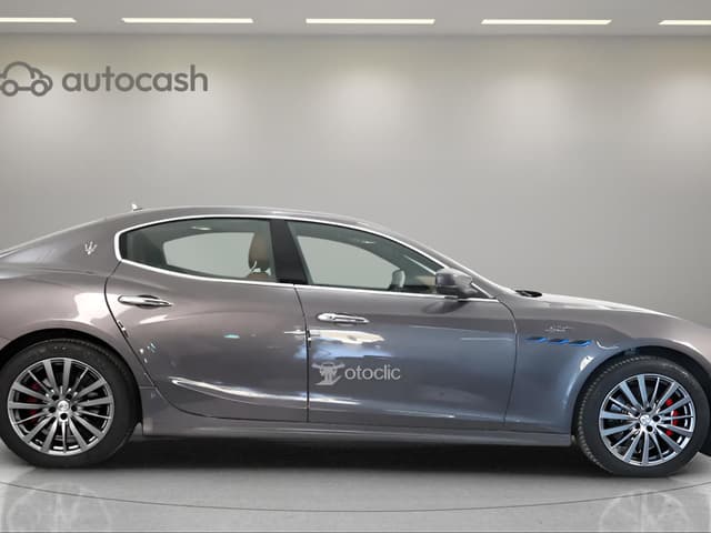 Maserati Ghibli RIGHT